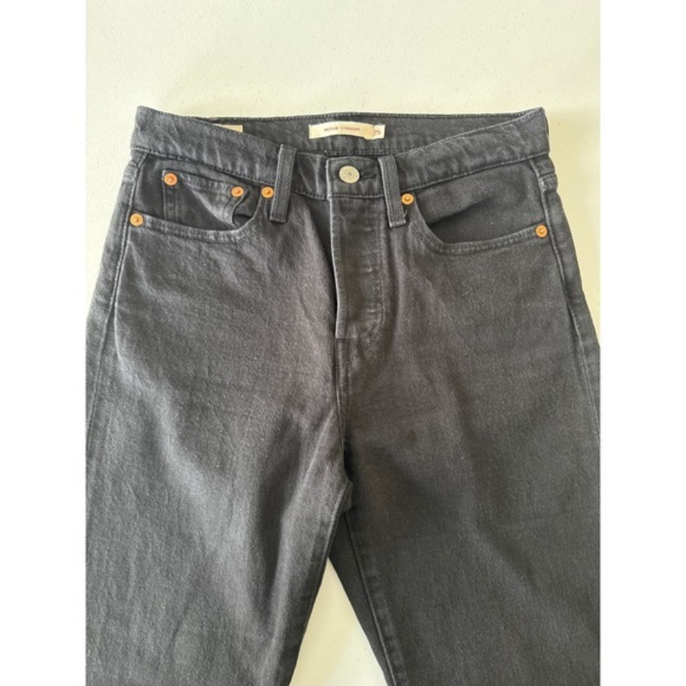 Levis Premium Wedgie Straight Jeans Black Raw Hem W25 L26 34964-0023 Womens